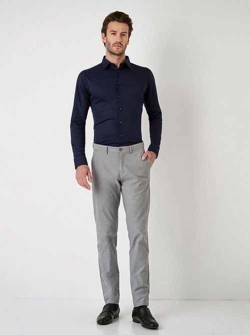 Desoto Shirt Kent Navy Model / Voorkant