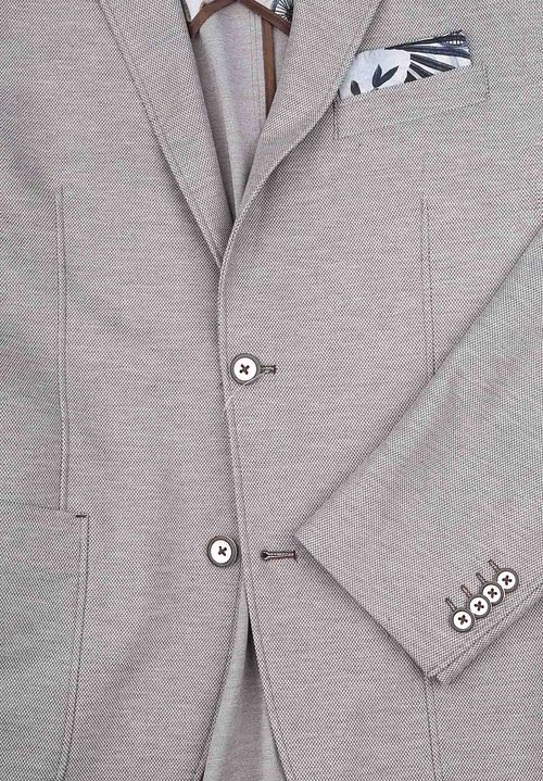 Product / Detail