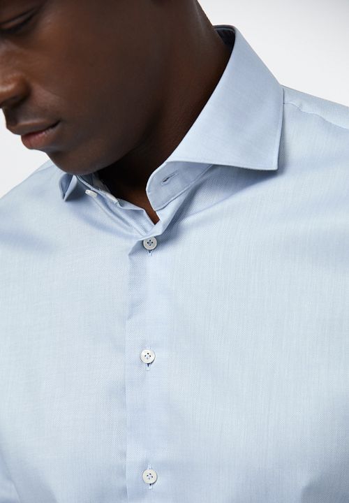 Profuomo Shirt Structure Light Blue Model / Detail