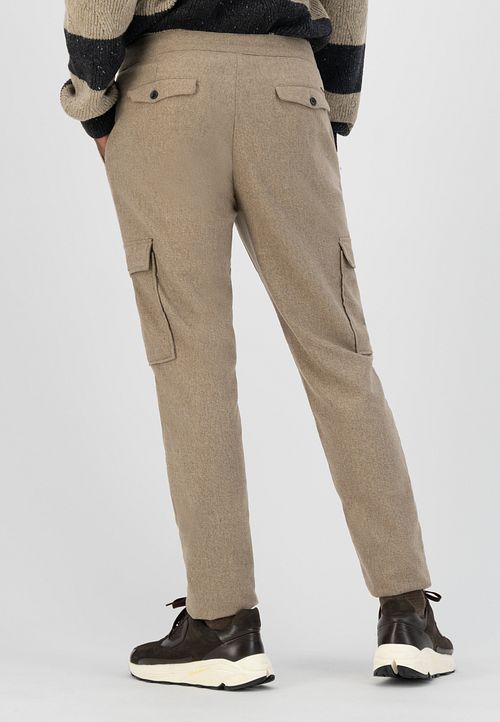 Model / Achterkant