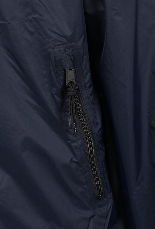 Product / Detail