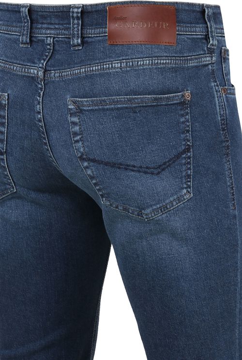 Product / Detail