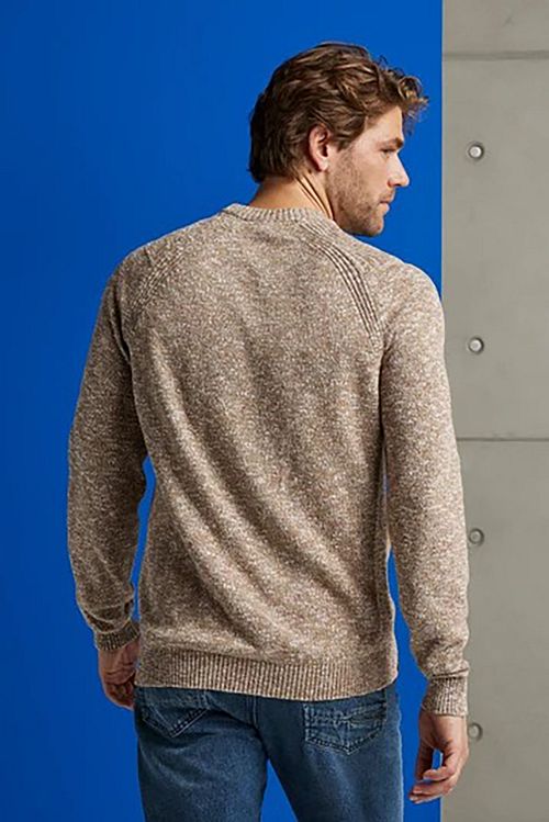 Cast Iron Jersey Brown Melange Model / Achterkant