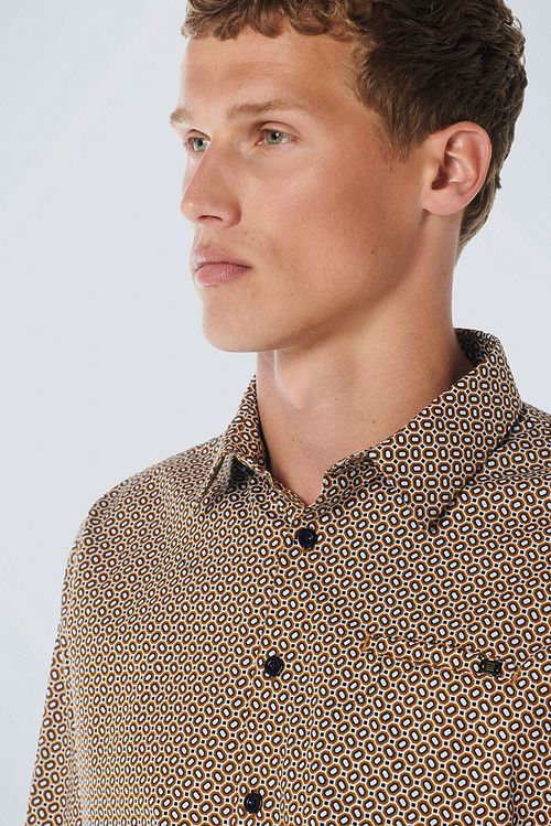 No Excess Shirt Print Orange Model / Detail