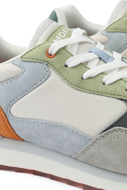 12502601-Multicolor