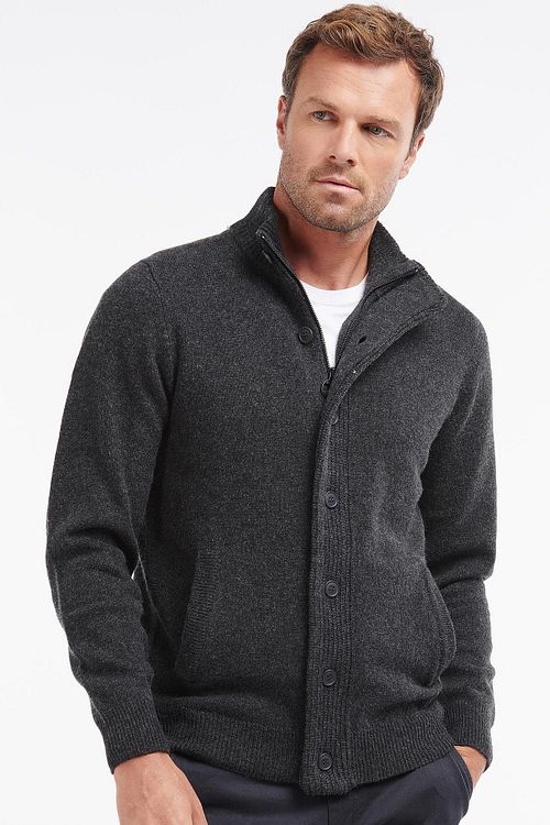 Barbour Cardigan Patch Zip Agneline Anthracite Model / Voorkant