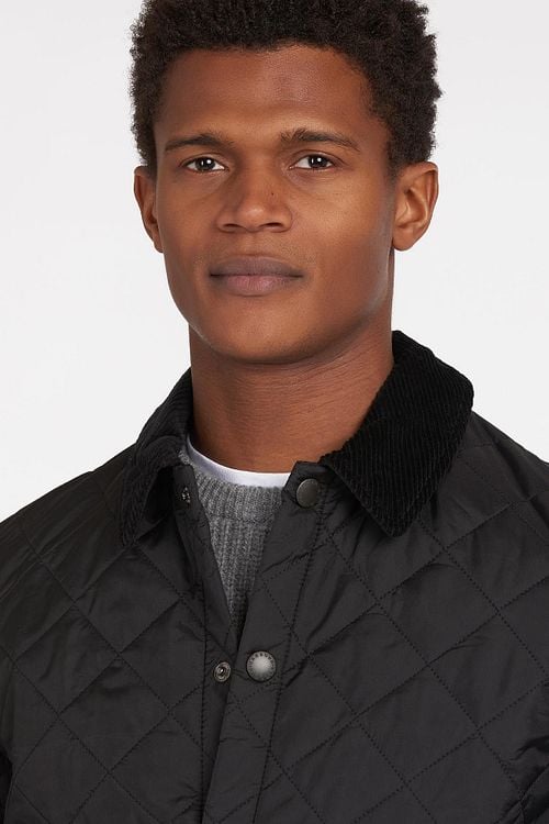 Barbour Heritage Liddesdale Quilted Jacke Schwarz Model / Detail