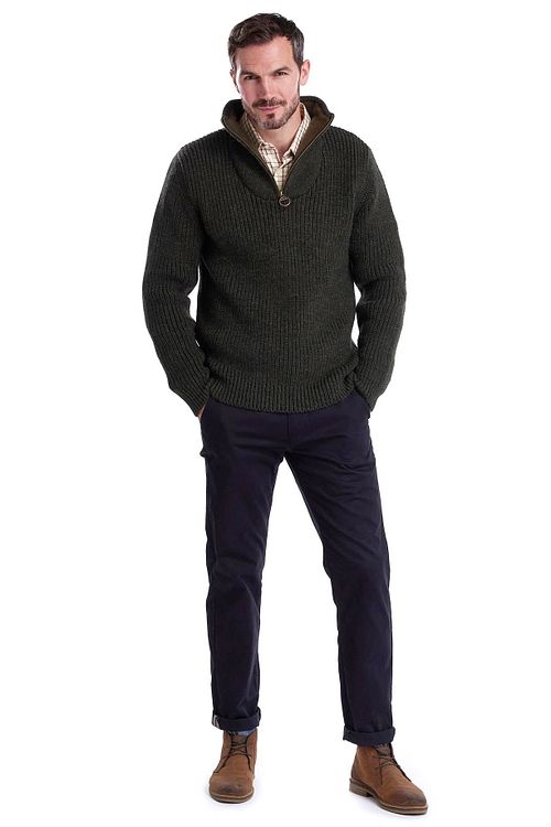 Barbour NewTyne Zip Pullover Wool Olive Green Model / Voorkant