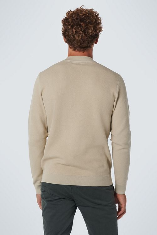 No Excess Pullover Texture Beige Model / Achterkant