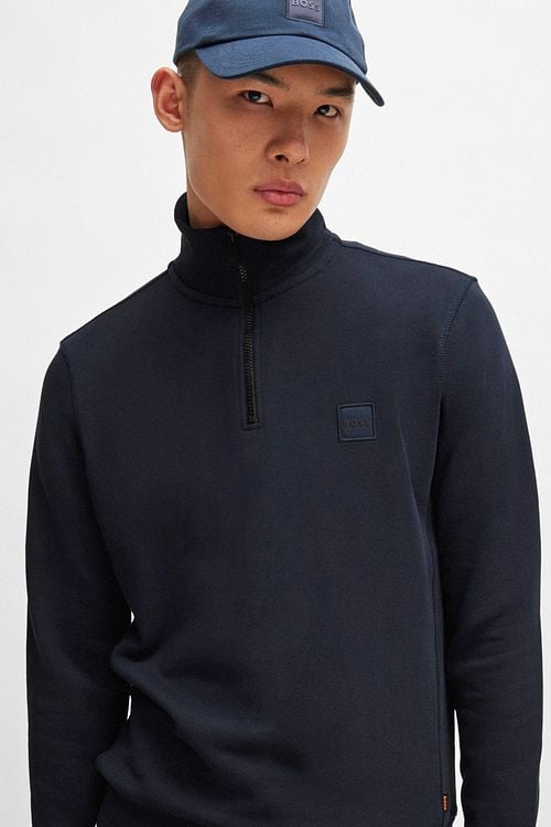 BOSS Zetrust Half Zip Sweater Navy Model / Voorkant