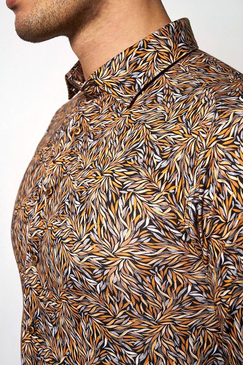 Desoto Chemise Kent Feuilles Orange Model / Detail
