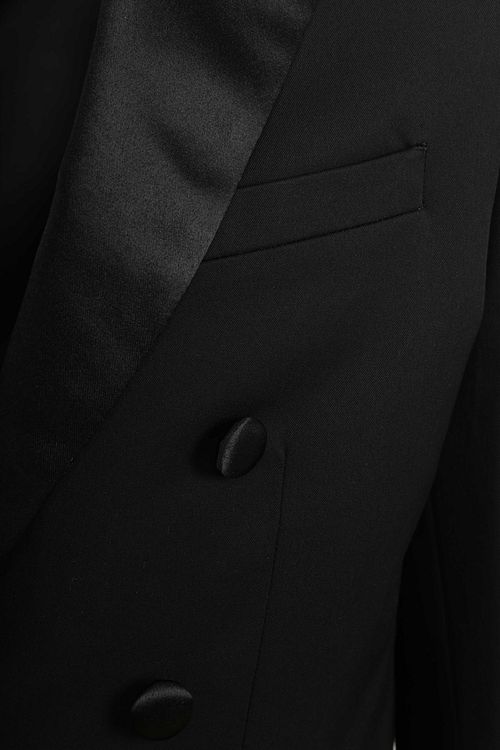 Product / Detail