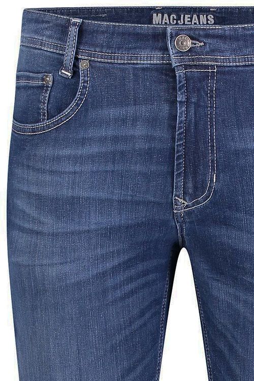 Product / Detail