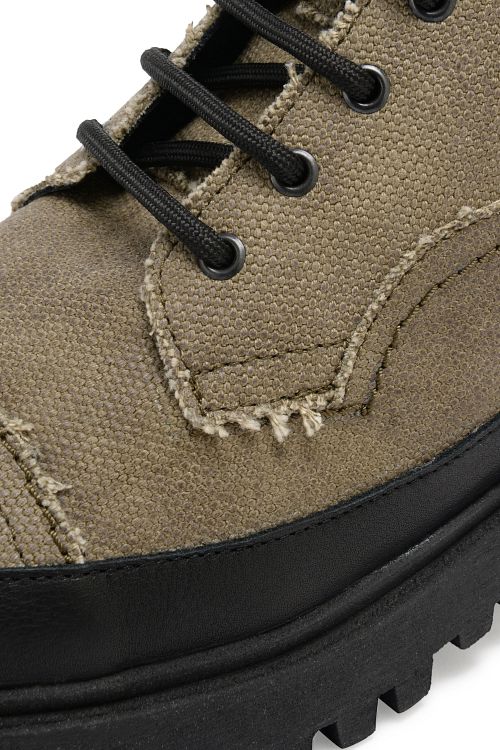 Product / Detail