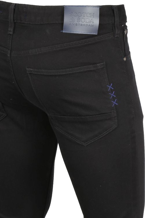 Product / Detail