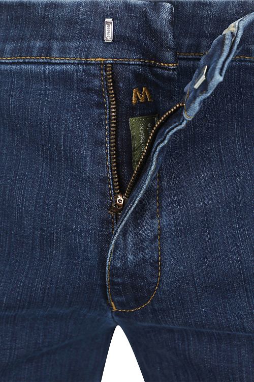 Product / Detail
