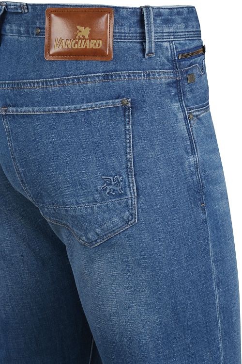 Product / Detail