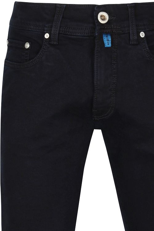 Product / Detail