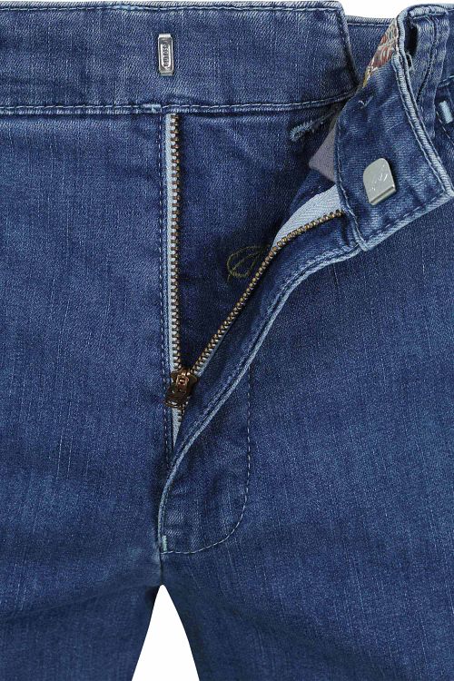 Product / Detail