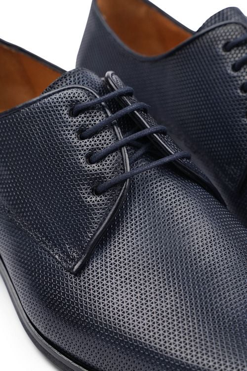 Product / Detail