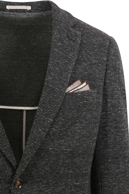 Product / Detail