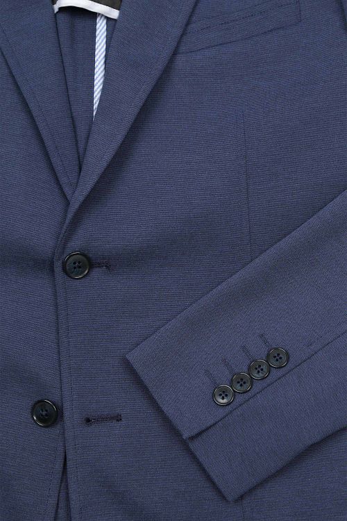 Product / Detail
