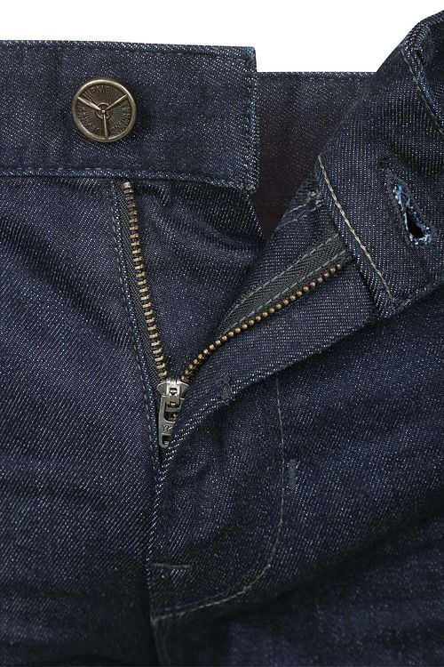 Product / Detail