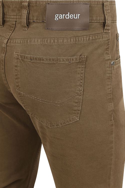 Product / Detail