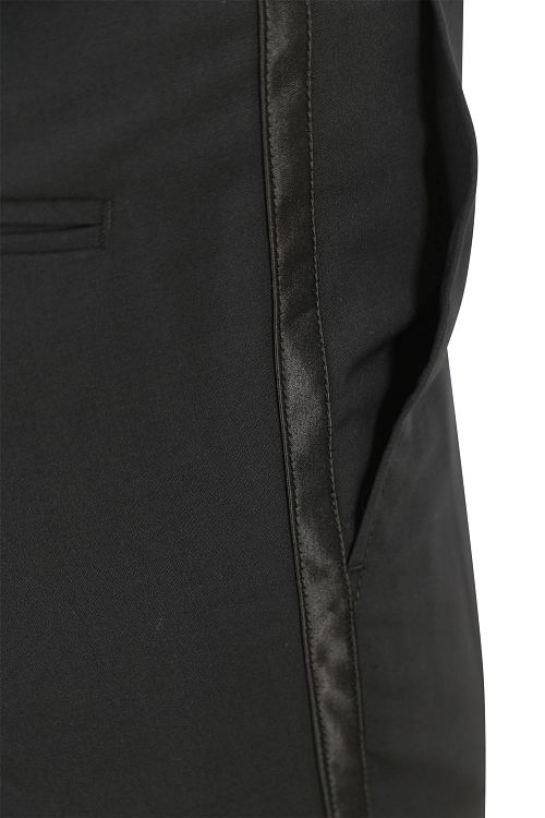 Product / Detail