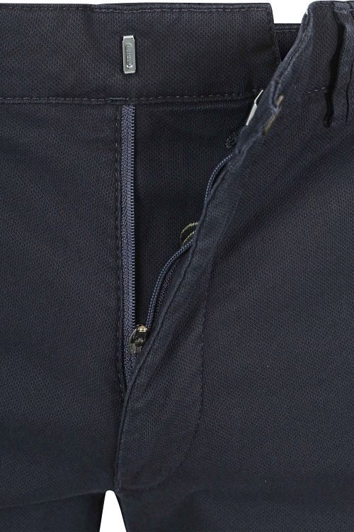 Product / Detail