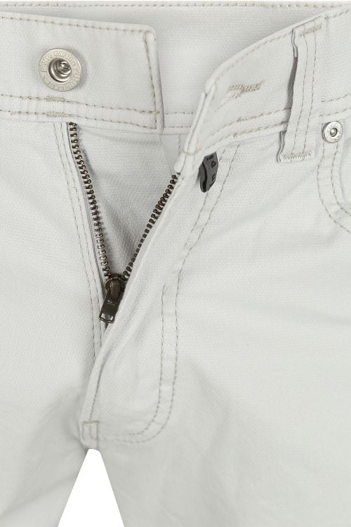 Product / Detail