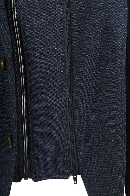 Product / Detail