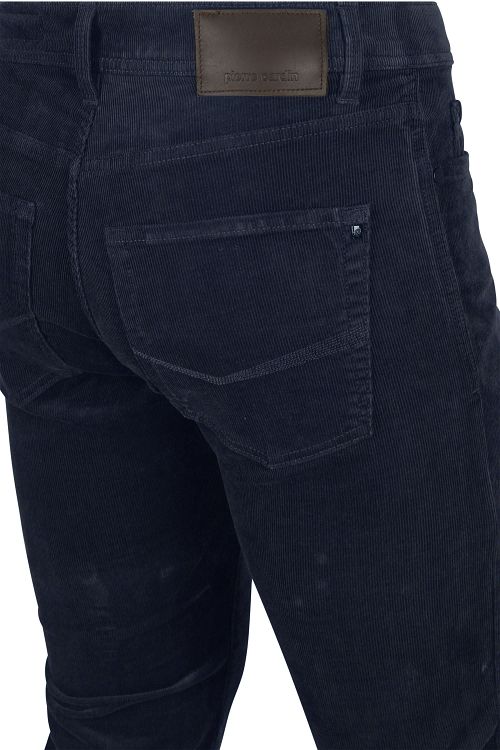 Product / Detail