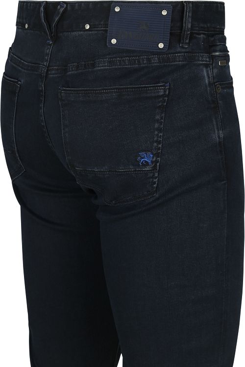 Product / Detail