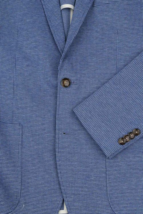 Product / Detail