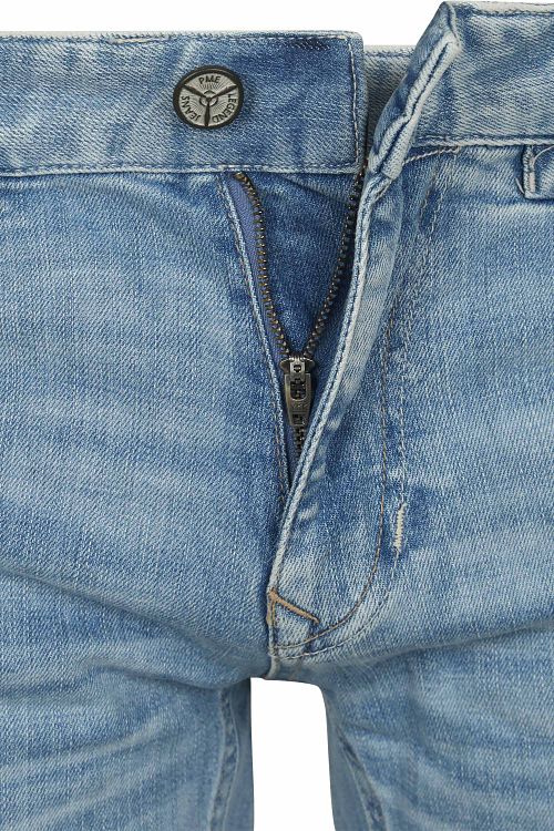 Product / Detail