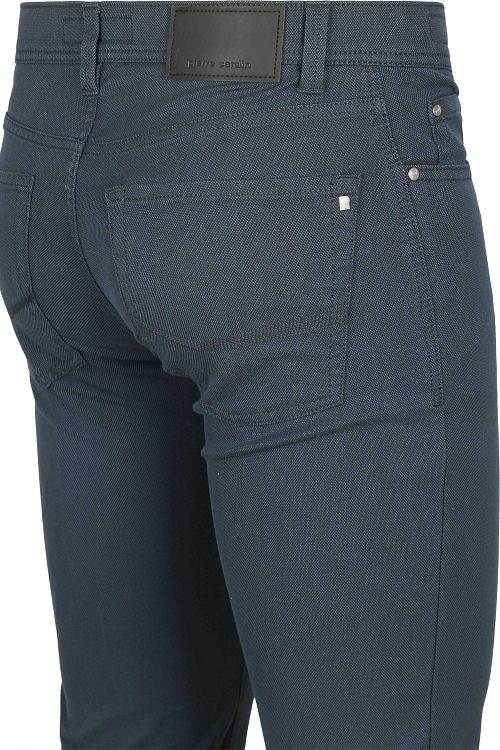 Product / Detail
