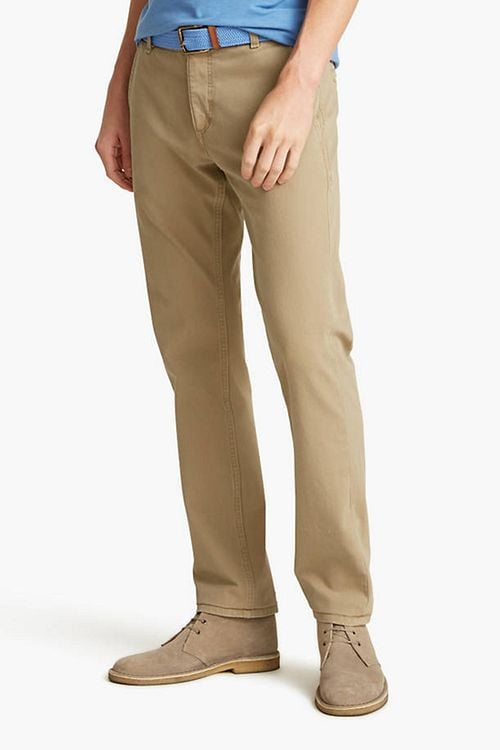 Dockers Slim Tapered Khaki Model / Voorkant