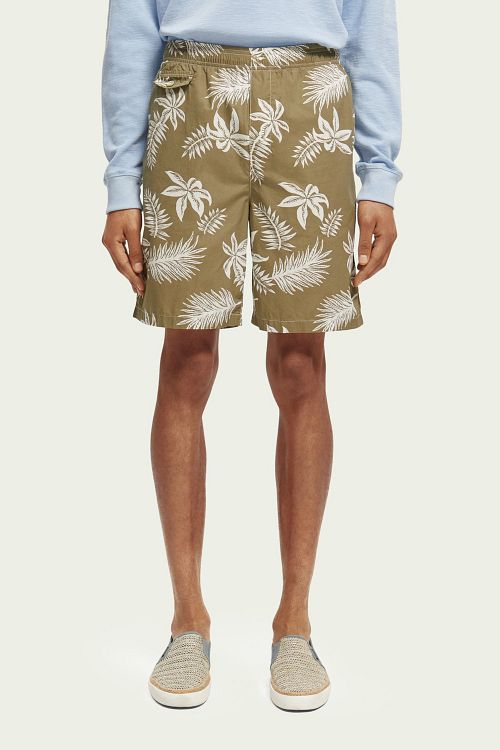 Scotch and Soda Short Druck Dunkelgrün Model / Voorkant