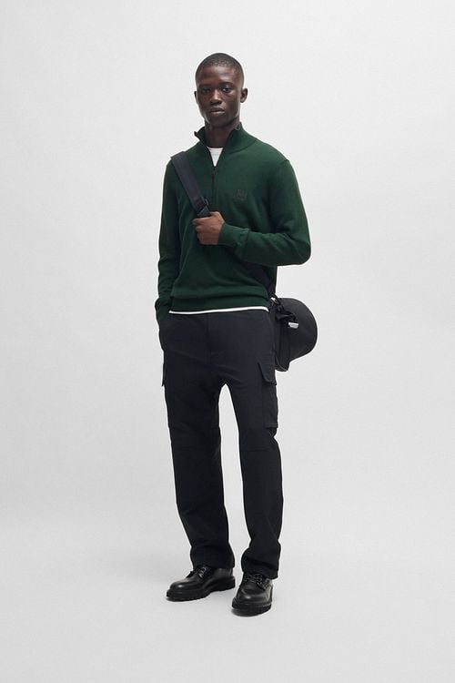 BOSS Kanobix Half Zip Trui Donkergroen Model / Voorkant