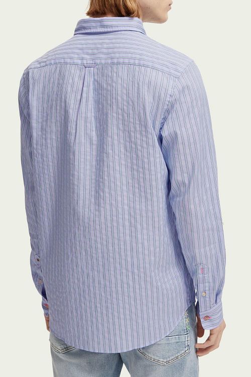 Scotch and Soda Shirt Stripe Light Blue Model / Achterkant