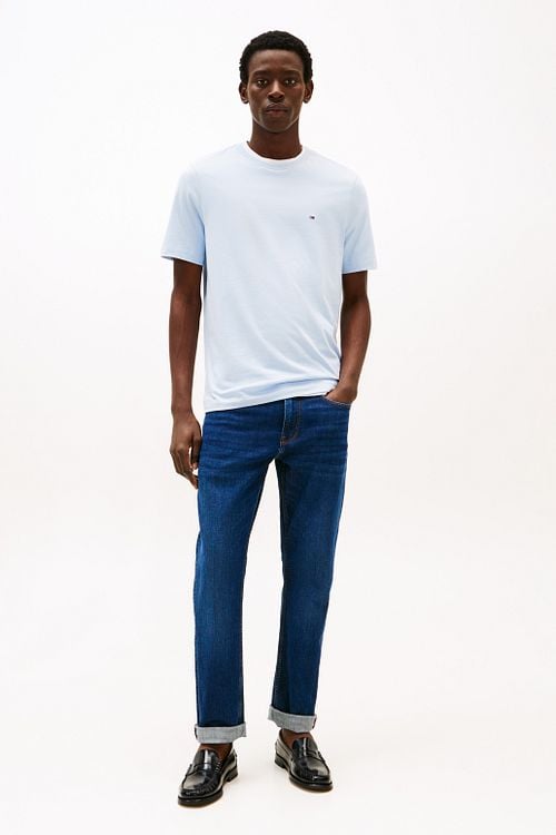 Tommy Hilfiger T-shirt Essential Light Blue Model / Voorkant