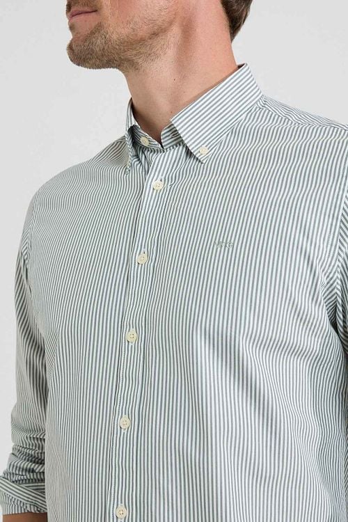 McGregor Shirt Poplin Stripes Sage Green Model / Detail
