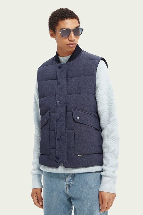 164890