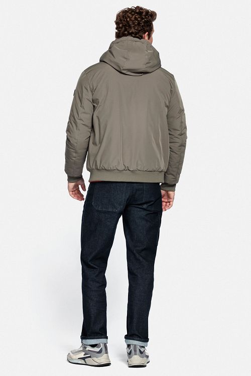Model / Voorkant