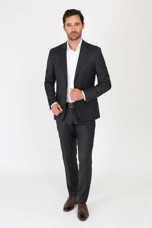 Model / Voorkant met Emiel