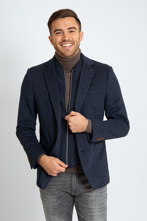 Model / Voorkant met Bram