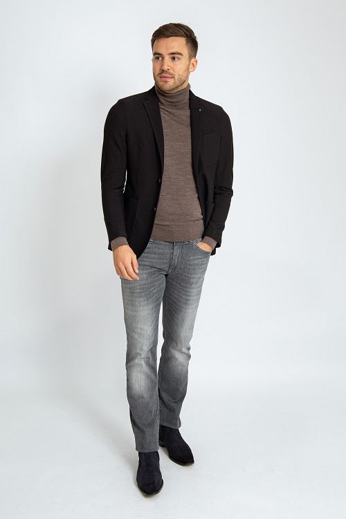 Model / Voorkant