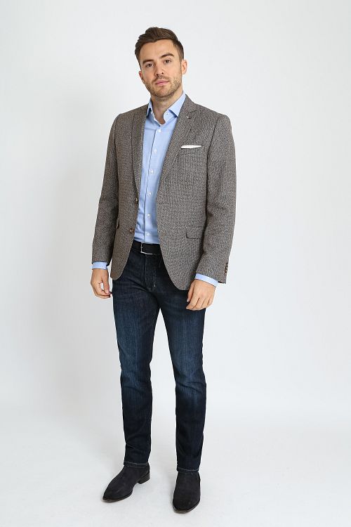 Model / Voorkant