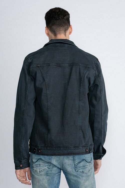 Model / Achterkant